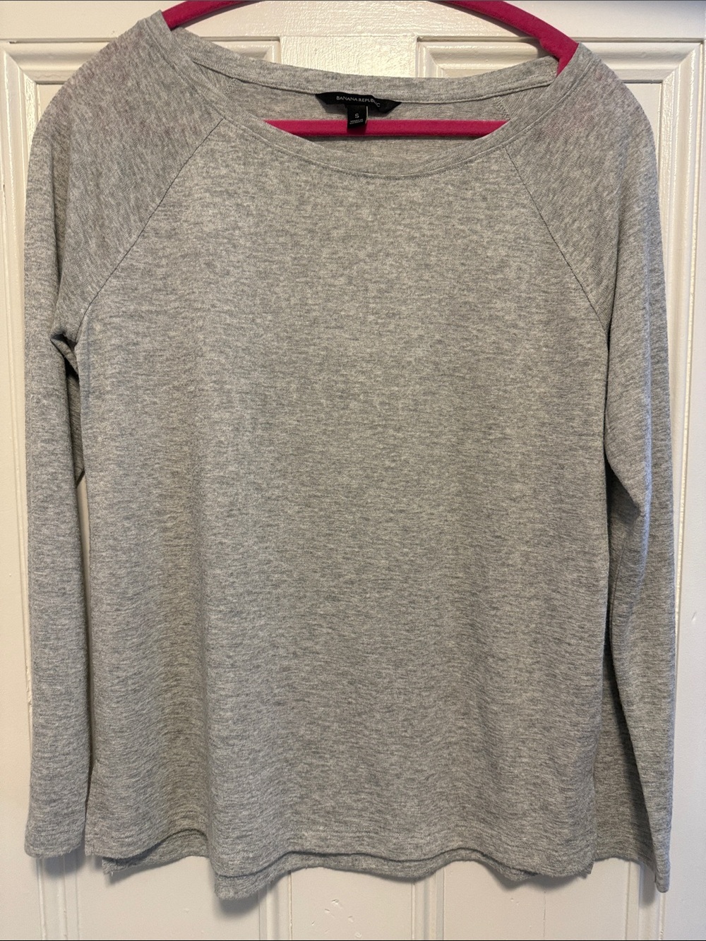 Banana Republic Light Heather Gray Long-Sleeve  Top